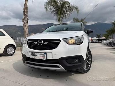 Usata Opel Crossland X 99 CV (72 kW) 2017 Bianco SUV