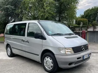 Usata Mercedes Vito 122 CV (89 kW) 2002 Furgone