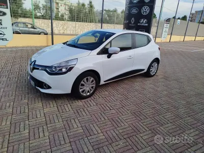 Usata Renault Clio IV 72 CV (52 kW) 2015 Bianco Berlina