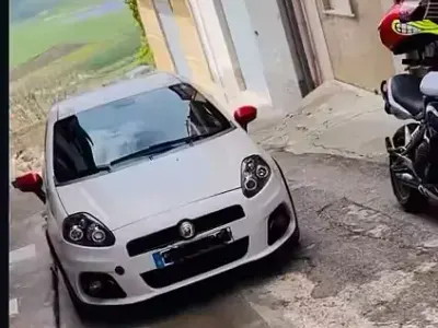 Usata Abarth Grande Punto 155 CV (114 kW) 2008 Bianco Utilitaria