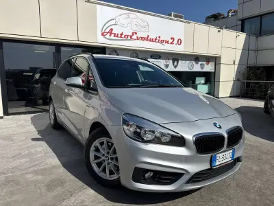Usata BMW 216 Active Tourer Sport Line 116 CV (85 kW) 2017 Argento Monovolume