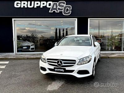 Usata Mercedes C180 116 CV (85 kW) 2015 Bianco Berlina