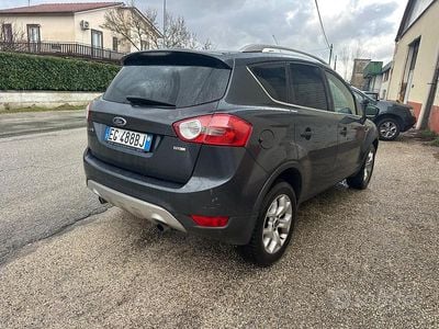Usata Ford Kuga 140 CV (102 kW) 2011 Blu SUV