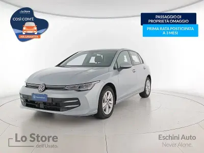 Usata VW Golf VIII Life 116 CV (85 kW) 2025 Dolomite silver metallizzato Berlina