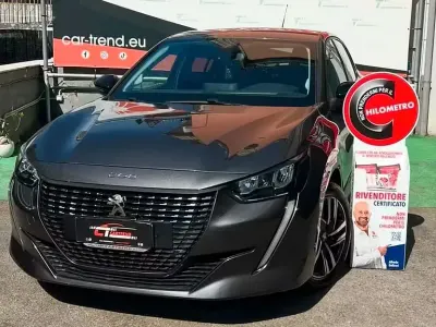 Usata Peugeot 208 Allure 102 CV (75 kW) 2022 Grigio Utilitaria