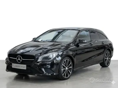 Usata Mercedes CLA200 150 CV (110 kW) 2019 Nero Coupé