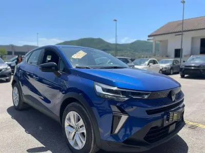 Nuova Renault Captur Evolution 120 CV (88 kW) 2026 Blu/azzurro SUV