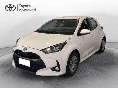 Bianco Usata 2021 Toyota Yaris Hybrid Active Berlina | 17.500 € (Buon prezzo)