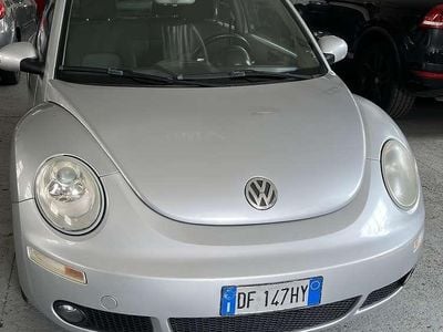 Usata VW New Beetle 105 CV (77 kW) 2006 Utilitaria