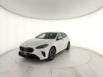 Nuova BMW 120 Performance 150 CV (110 kW) 2026 Bianco Utilitaria