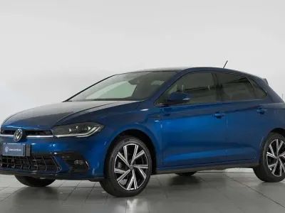 Usata VW Polo R-line 95 CV (69 kW) 2023 Blu Utilitaria