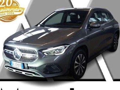Usata Mercedes GLA250 Business 160 CV (117 kW) 2020 Argento SUV