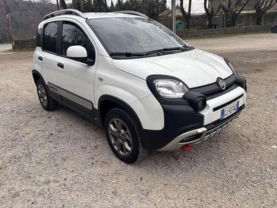 Usata Fiat Panda Cross Cross 86 CV (63 kW) 2022 Utilitaria