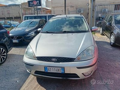 Usata Ford Focus Zetec 116 CV (85 kW) 2002 Argento Station wagon