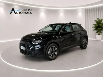 Usata Fiat 600 110 CV (80 kW) 2024 Beige SUV