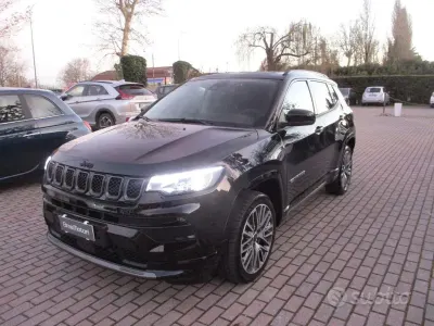 Usata Jeep Compass Summit 131 CV (96 kW) 2025 Nero SUV