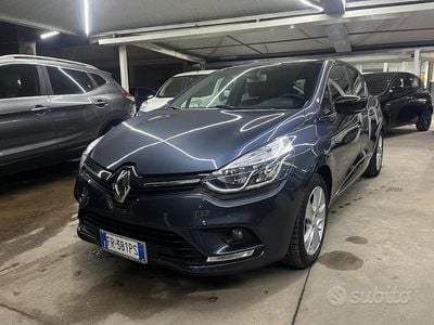 Usata Renault Clio IV 75 CV (55 kW) 2018 Grigio Berlina