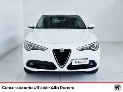 Usata Alfa Romeo Stelvio Executive 210 CV (154 kW) 2018 Bianco SUV