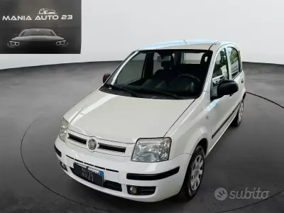 Usata Fiat Panda 75 CV (55 kW) 2011 Bianco Utilitaria