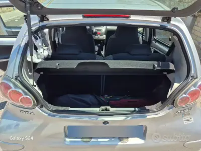 Usata Toyota Aygo Connect Style 68 CV (50 kW) 2013 Grigio Utilitaria