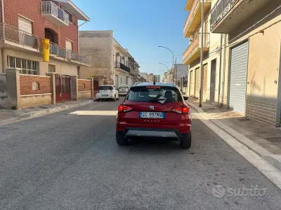 Usata Seat Arona Style 110 CV (80 kW) 2021 Rosso SUV