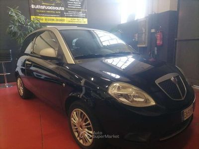 Usata Lancia Ypsilon 77 CV (56 kW) 2010 Nero Utilitaria