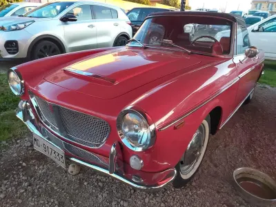 Usado Fiat 1200 97 HP (71 kW) 1977 Vermelho Sedan