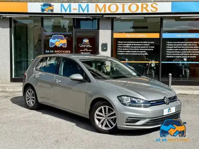 Usata VW Golf VII Business 131 CV (96 kW) 2019 Grigio Berlina
