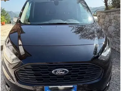 Begagnad Ford Transit Connect Active 120 HK (88 kW) 2022 Svart Minibuss