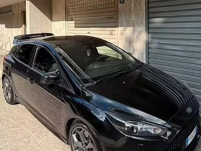 Usata Ford Focus ST 185 CV (136 kW) 2015 Nero Berlina