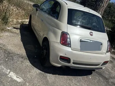 Begagnad Fiat 500 Sport 75 HK (55 kW) 2010 Vit Sedan