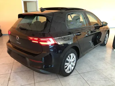 Usata VW Golf VIII 116 CV (85 kW) 2020 Nero Berlina