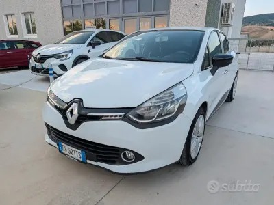 Usata Renault Clio IV 75 CV (55 kW) 2014 Bianco Berlina