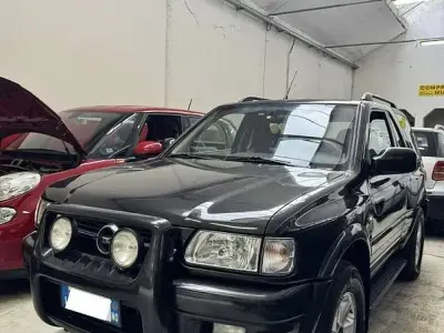 Usata Opel Frontera Sport 116 CV (85 kW) 2002 SUV