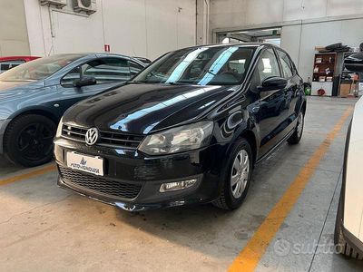 Usata VW Polo Trendline 75 CV (55 kW) 2012 Nero Utilitaria