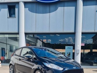 Usata Ford Fiesta ST 182 CV (133 kW) 2015 Nero Utilitaria