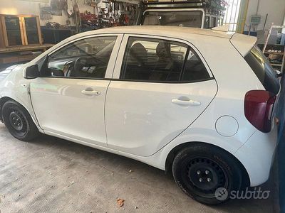 Usata Kia Picanto 2021 Bianco Utilitaria