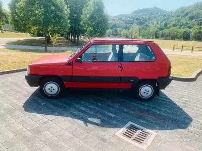 Usata Fiat Panda 34 CV (25 kW) 1988 Rosso Utilitaria