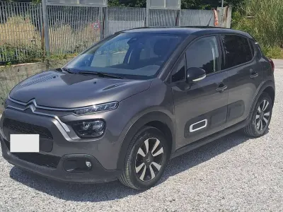 Usata Citroën C3 PureTech 83 CV (61 kW) 2024 Grigio Berlina