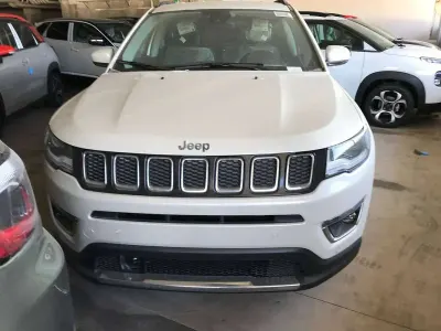 Usata Jeep Compass Limited 140 CV (102 kW) 2018 Bianco SUV
