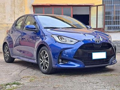 Blu/azzurro Usata 2021 Toyota Yaris Hybrid Trend Berlina | 18.900 € (Buon prezzo)