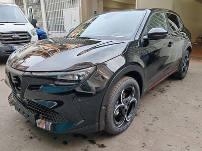 Nuova Alfa Romeo GT Junior Edizione Speciale 145 CV (106 kW) 2025 Nero SUV