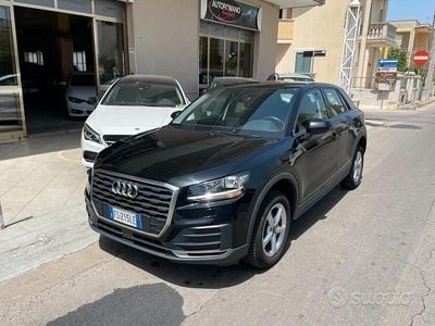 Usado Audi Q2 Admired 116 CV (85 kW) 2019 Negro SUV