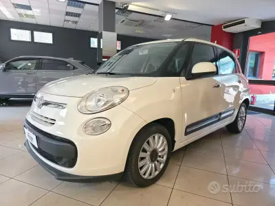 Usata Fiat 500L Lounge 85 CV (62 kW) 2013 Bianco Monovolume