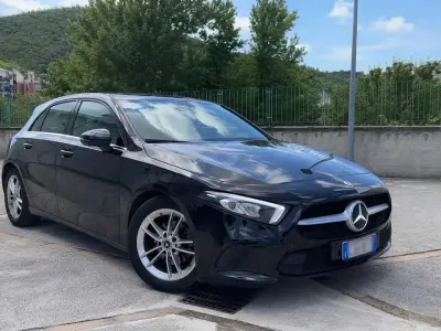 Usata Mercedes A180 116 CV (85 kW) 2018 Nero Berlina