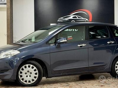 Usata Honda FR-V Executive 140 CV (102 kW) 2006 Grigio Monovolume