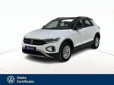 Usata VW T-Roc Life 110 CV (80 kW) 2022 Bianco SUV