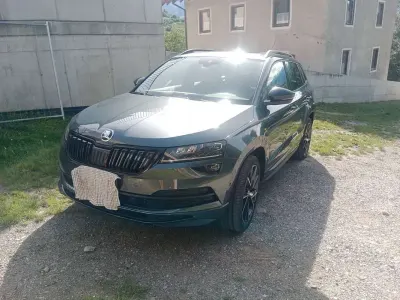 Usata Skoda Karoq SportLine 150 CV (110 kW) 2019 Verde SUV