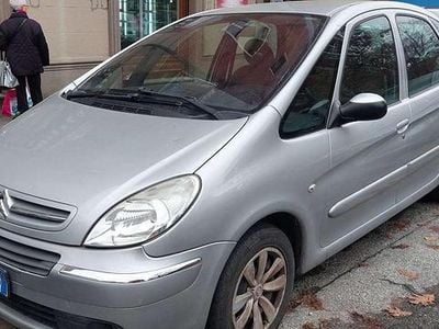 Usata Citroën Xsara Picasso 109 CV (80 kW) 2008 Grigio Monovolume