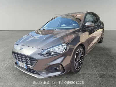 Usata Ford Focus ST-Line X 155 CV (114 kW) 2021 Grigio Berlina